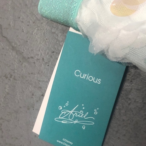 Disney princess sequins and white skirt Size medium - Picture 8 of 13